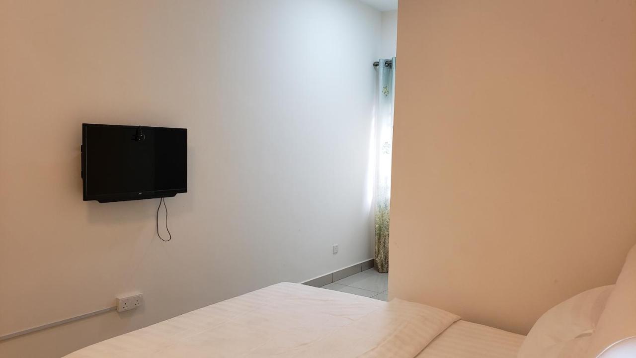 Sr Home-Stay @ Klia Куала Лумпур Екстериор снимка